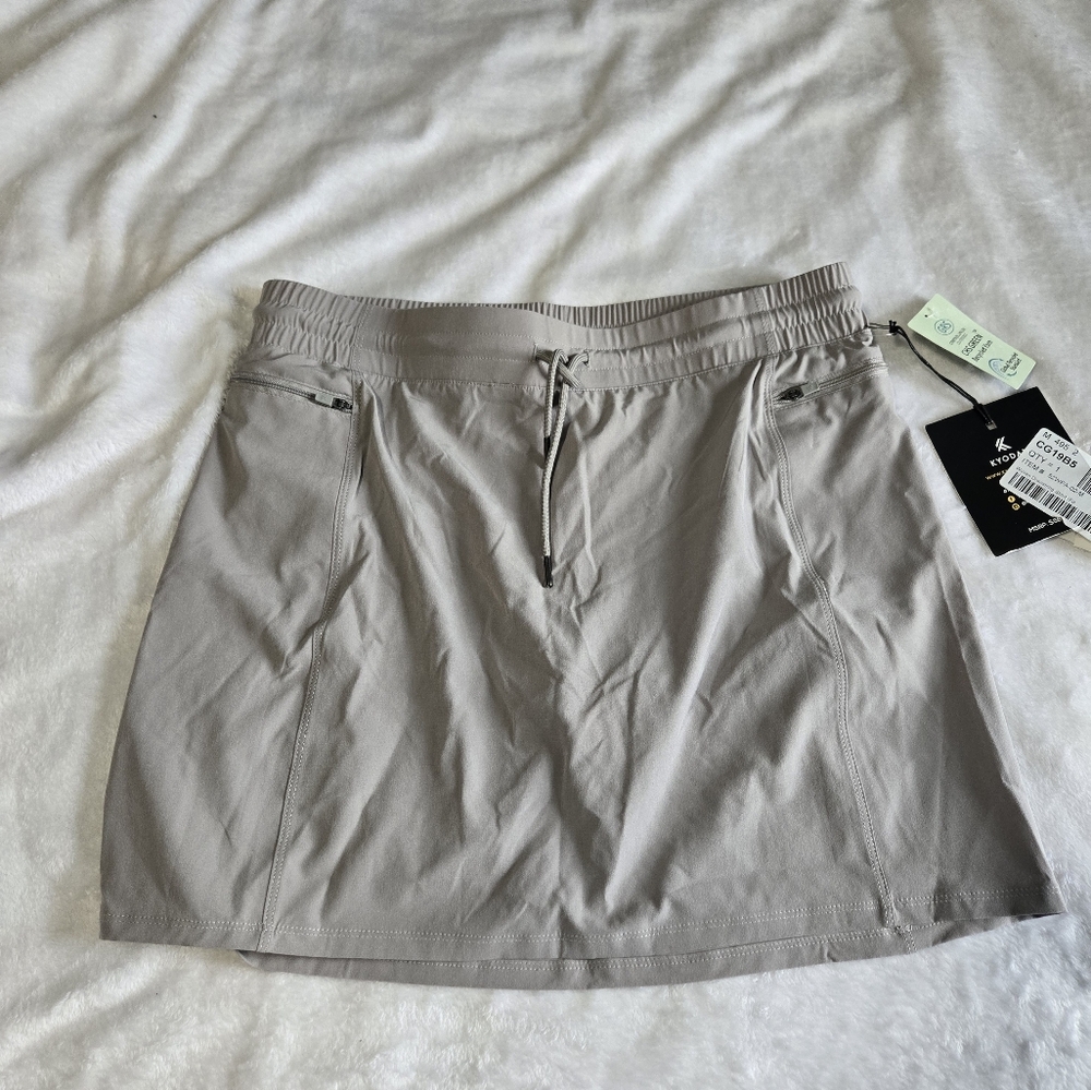 Kyodan Gray Midi Skort Womens M. NWT